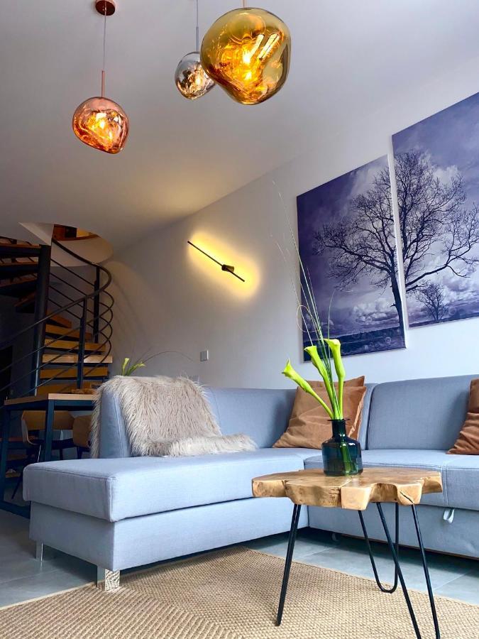 Apartman Anna โคมาร์โน ภายนอก รูปภาพ